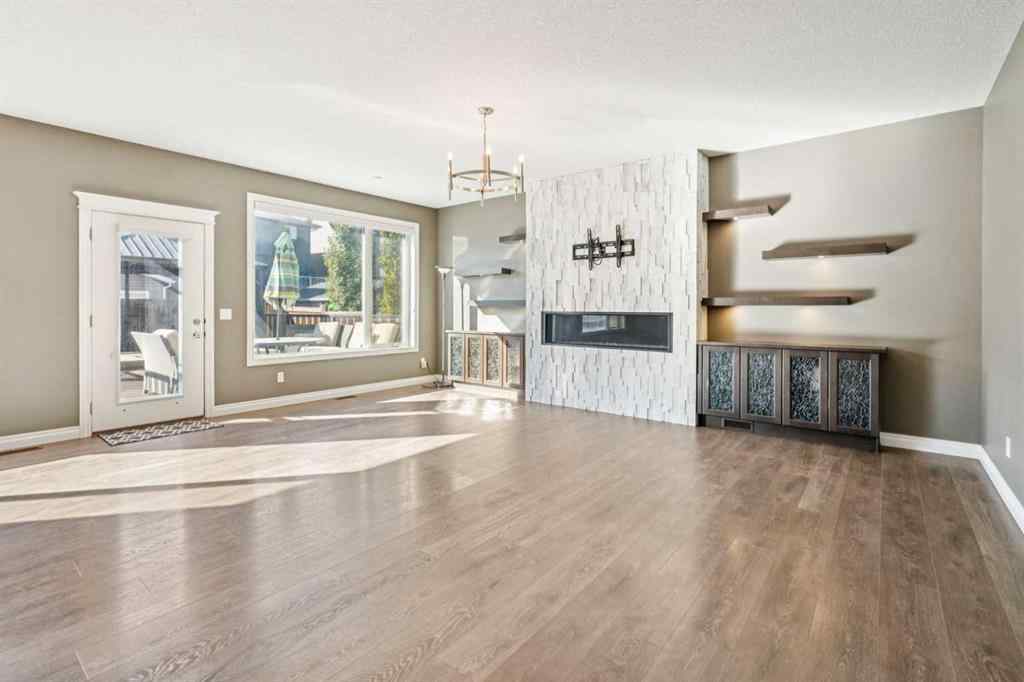 MLS® A2264846 - 383 Evansglen Drive NW in Evanston Calgary, Residential