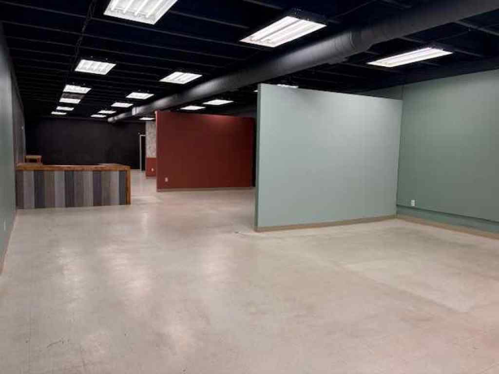 MLS&reg; # A2264853 - 5048 50 Street  in Downtown Sylvan Lake, Commercial Open Houses