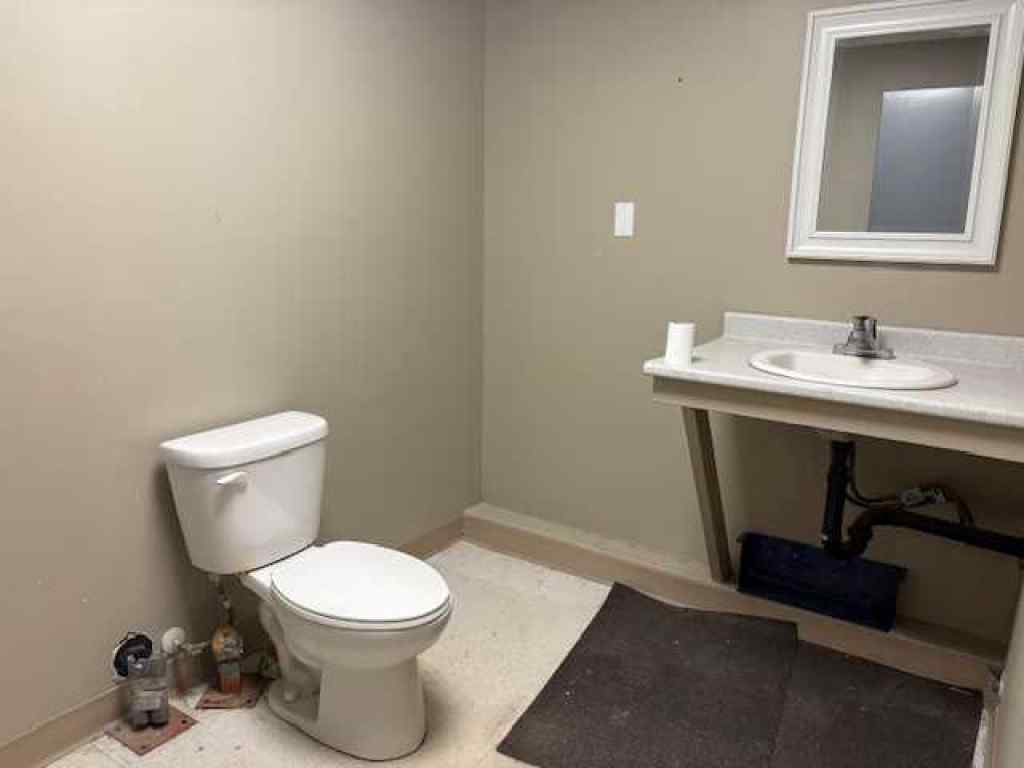 MLS&reg; # A2264853 - 5048 50 Street  in Downtown Sylvan Lake, Commercial Open Houses