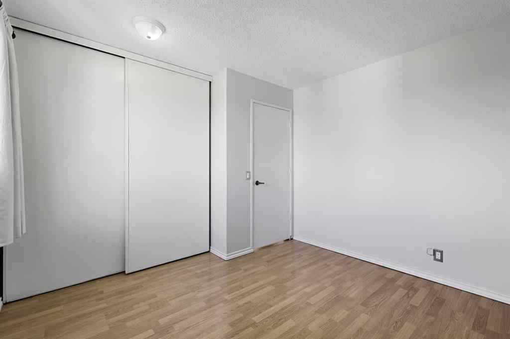 MLS® A2264855 - 191 Castlebrook Road NE in Castleridge Calgary, Residential