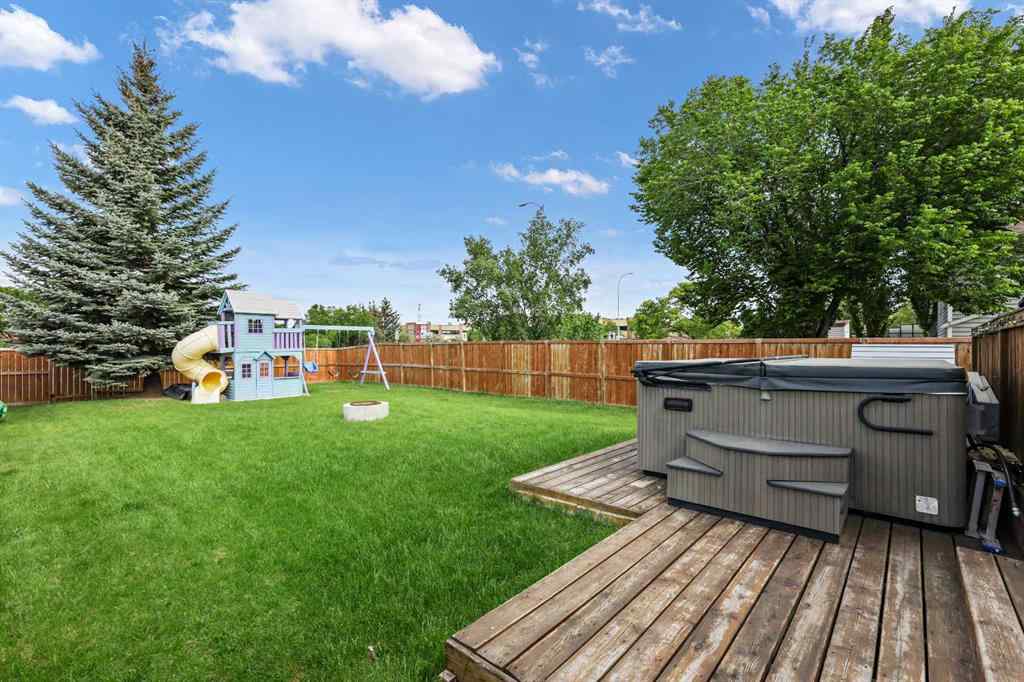 MLS® A2264855 - 191 Castlebrook Road NE in Castleridge Calgary, Residential