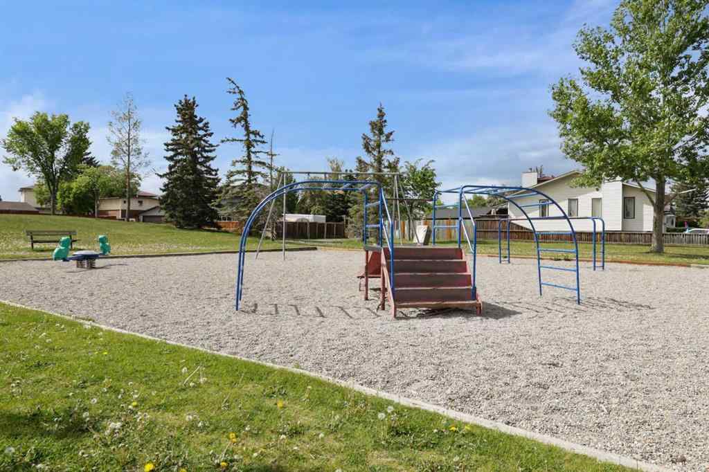 MLS® A2264855 - 191 Castlebrook Road NE in Castleridge Calgary, Residential