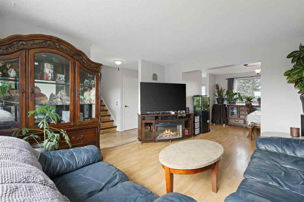 MLS® A2264855 - 191 Castlebrook Road NE in Castleridge Calgary, Residential