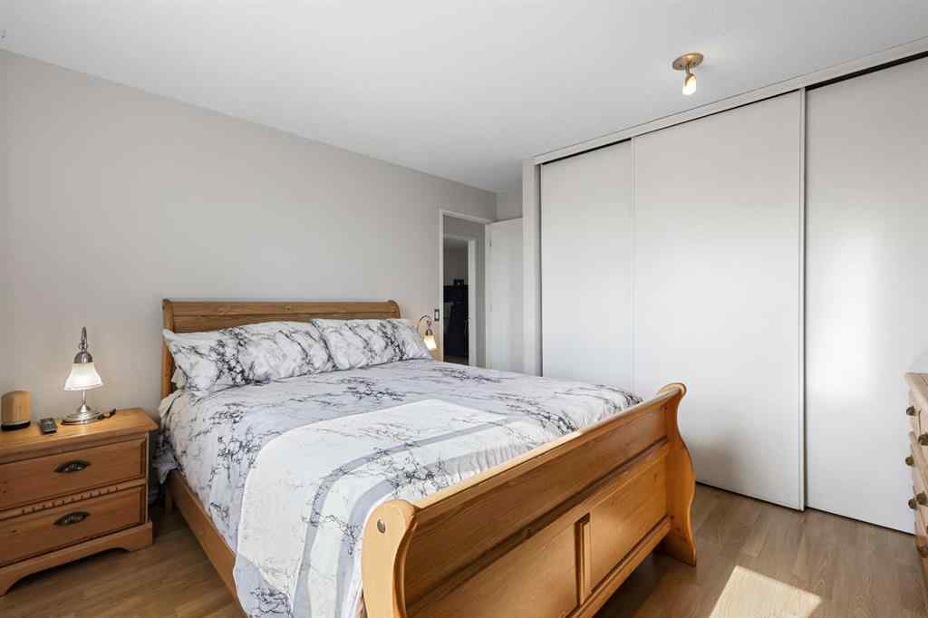 MLS® A2264855 - 191 Castlebrook Road NE in Castleridge Calgary, Residential