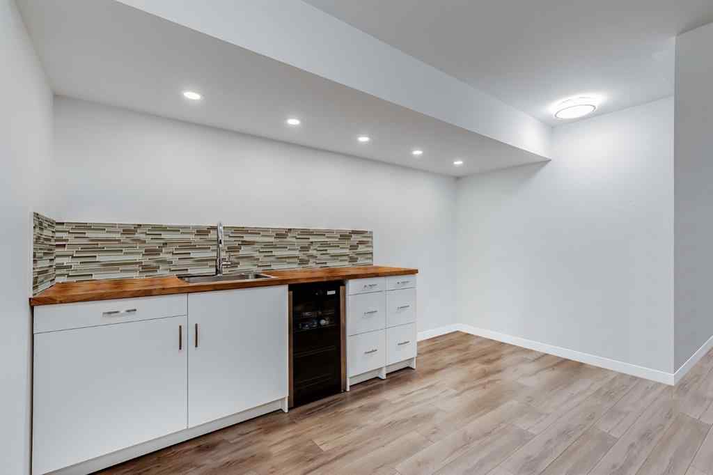 MLS® A2264859 - 425 Auburn Bay Drive SE in Auburn Bay Calgary, Residential