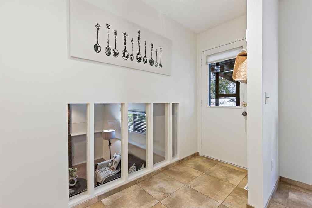 MLS® A2264866 - 139 Stratton Crescent SW in Strathcona Park Calgary, Residential