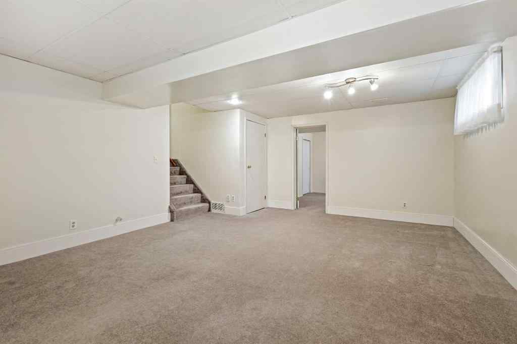 MLS® A2264866 - 139 Stratton Crescent SW in Strathcona Park Calgary, Residential