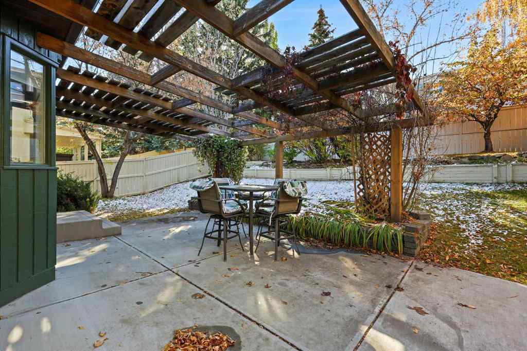 MLS® A2264866 - 139 Stratton Crescent SW in Strathcona Park Calgary, Residential