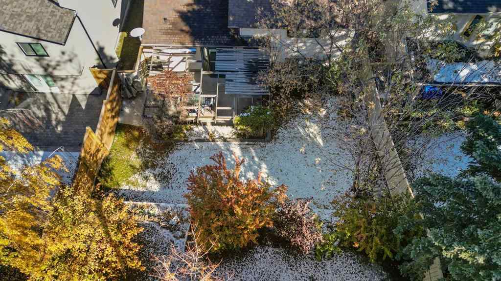 MLS® A2264866 - 139 Stratton Crescent SW in Strathcona Park Calgary, Residential