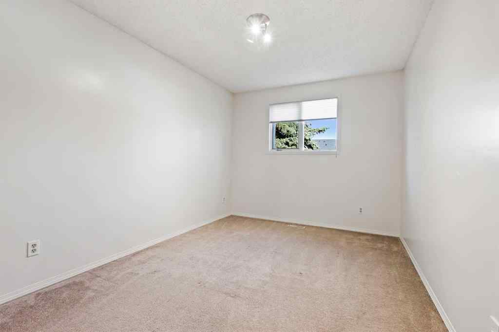 MLS® A2264866 - 139 Stratton Crescent SW in Strathcona Park Calgary, Residential