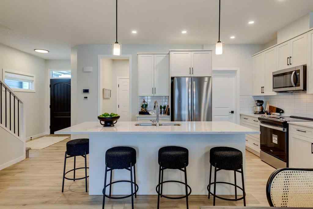 MLS® A2264875 - 136 Wolf Hollow Manor SE in Wolf Willow Calgary, Residential