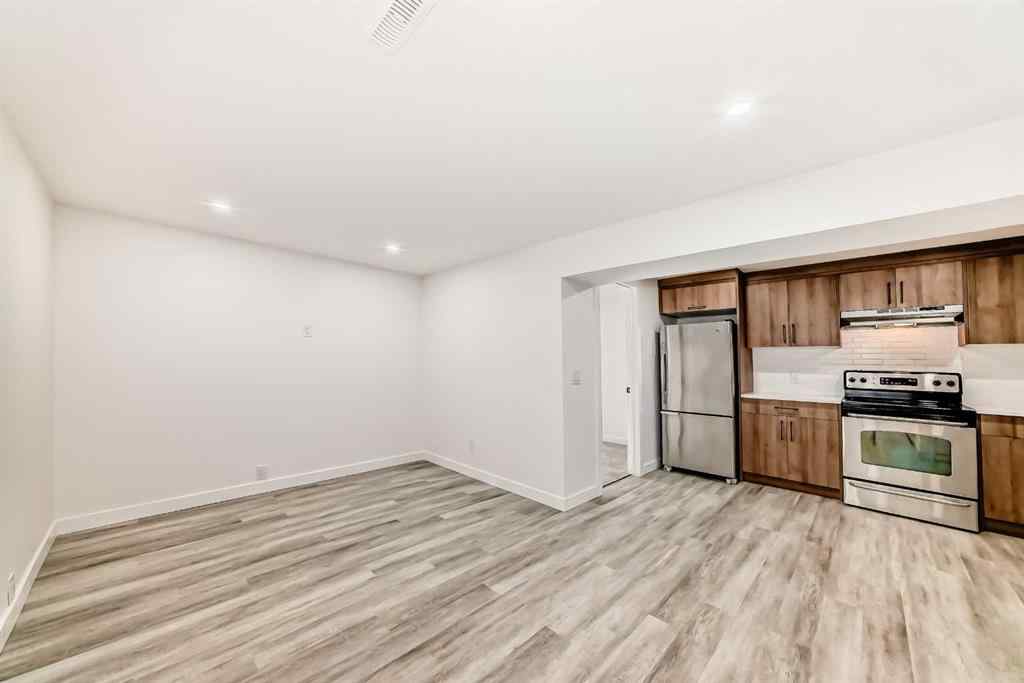 MLS® A2264876 - 946 Berkley Drive NW in Beddington Heights Calgary, Residential