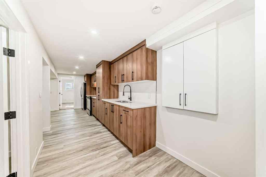 MLS® A2264876 - 946 Berkley Drive NW in Beddington Heights Calgary, Residential