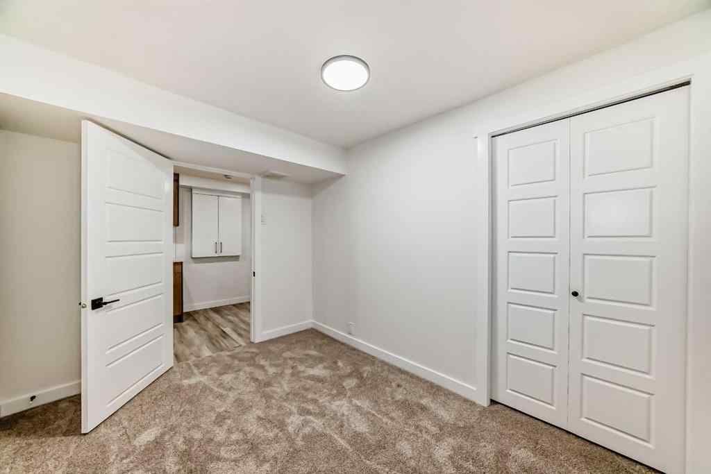 MLS® A2264876 - 946 Berkley Drive NW in Beddington Heights Calgary, Residential