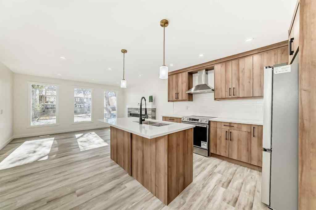 MLS® A2264876 - 946 Berkley Drive NW in Beddington Heights Calgary, Residential