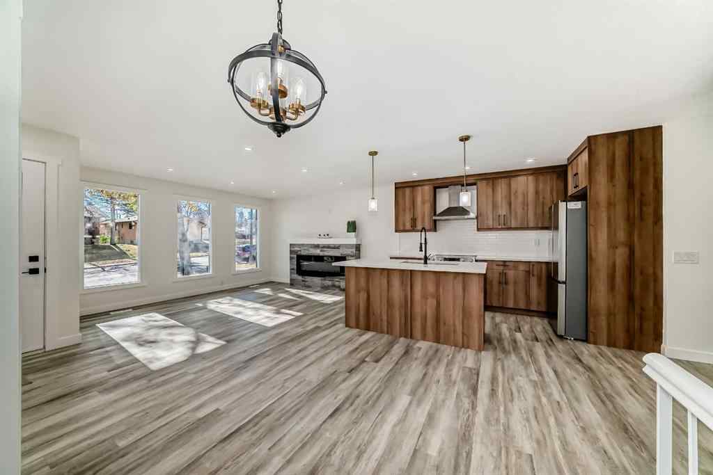 MLS® A2264876 - 946 Berkley Drive NW in Beddington Heights Calgary, Residential