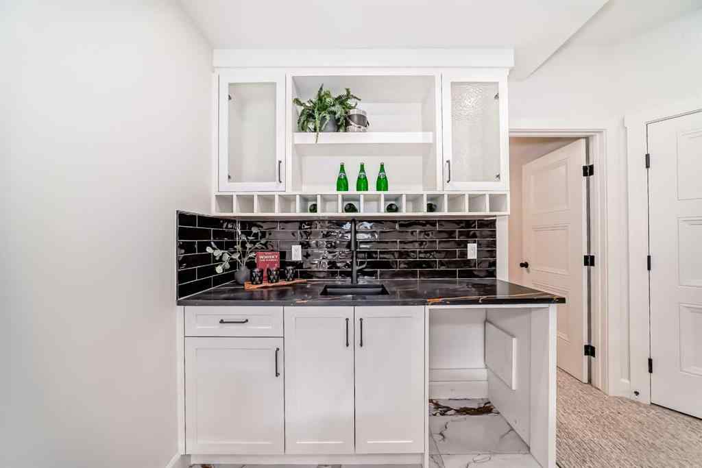 MLS&reg; # A2264882 - 2048 41 Avenue SW in Altadore Calgary, Residential Open Houses