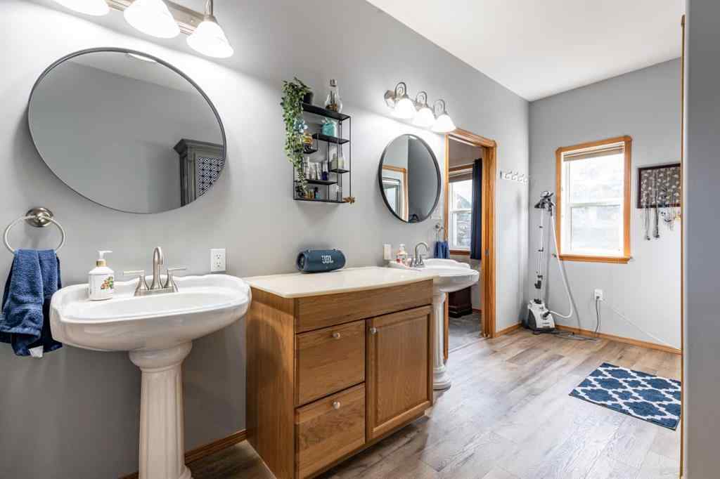 MLS® A2264883 - 513 13 Street  in NONE Dunmore, Residential