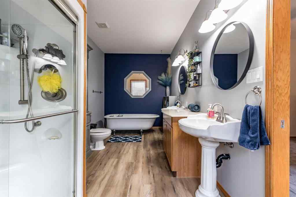 MLS® A2264883 - 513 13 Street  in NONE Dunmore, Residential