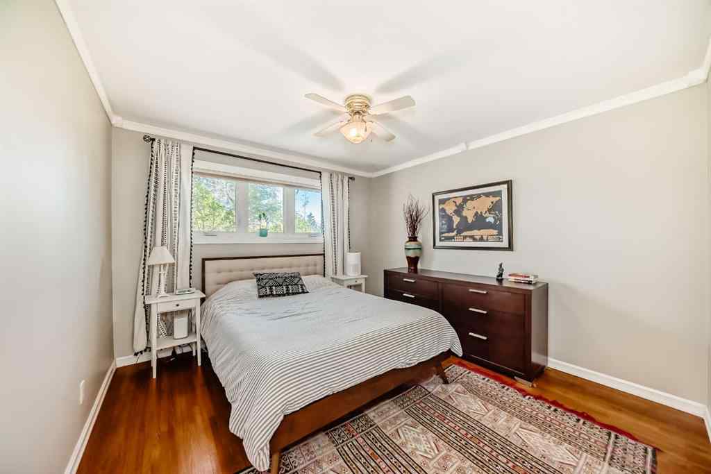 MLS® A2264884 - 91 Chisholm Crescent NW in Charleswood Calgary, Residential