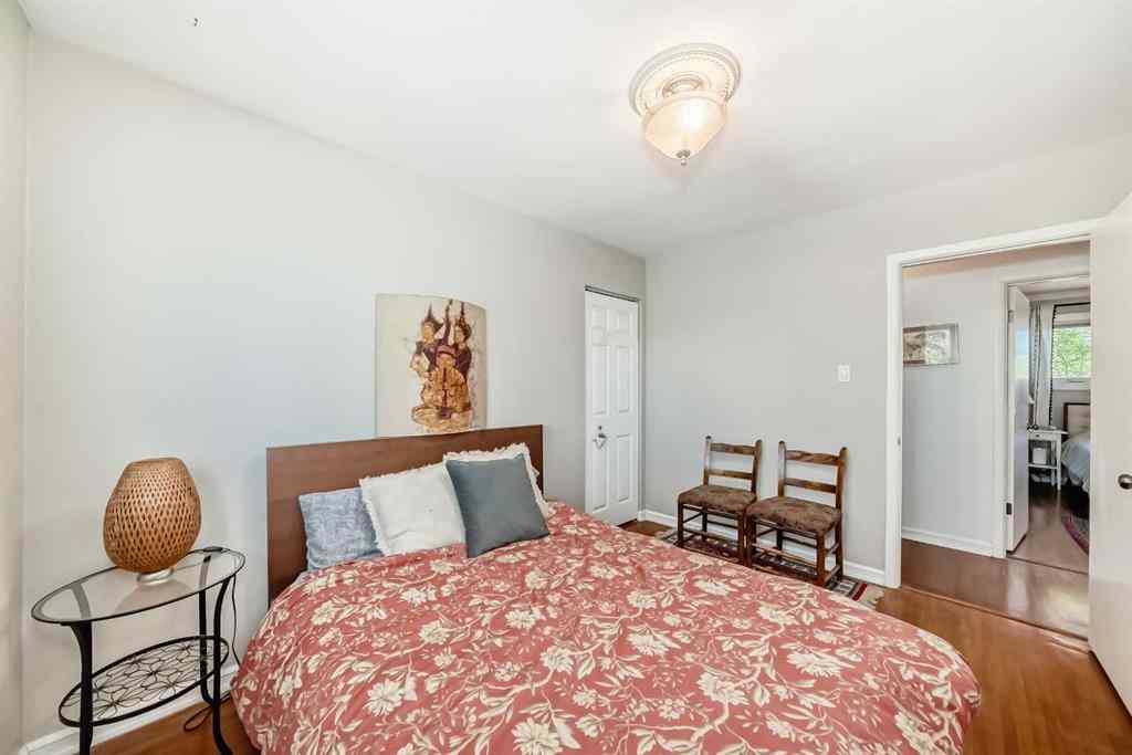 MLS® A2264884 - 91 Chisholm Crescent NW in Charleswood Calgary, Residential