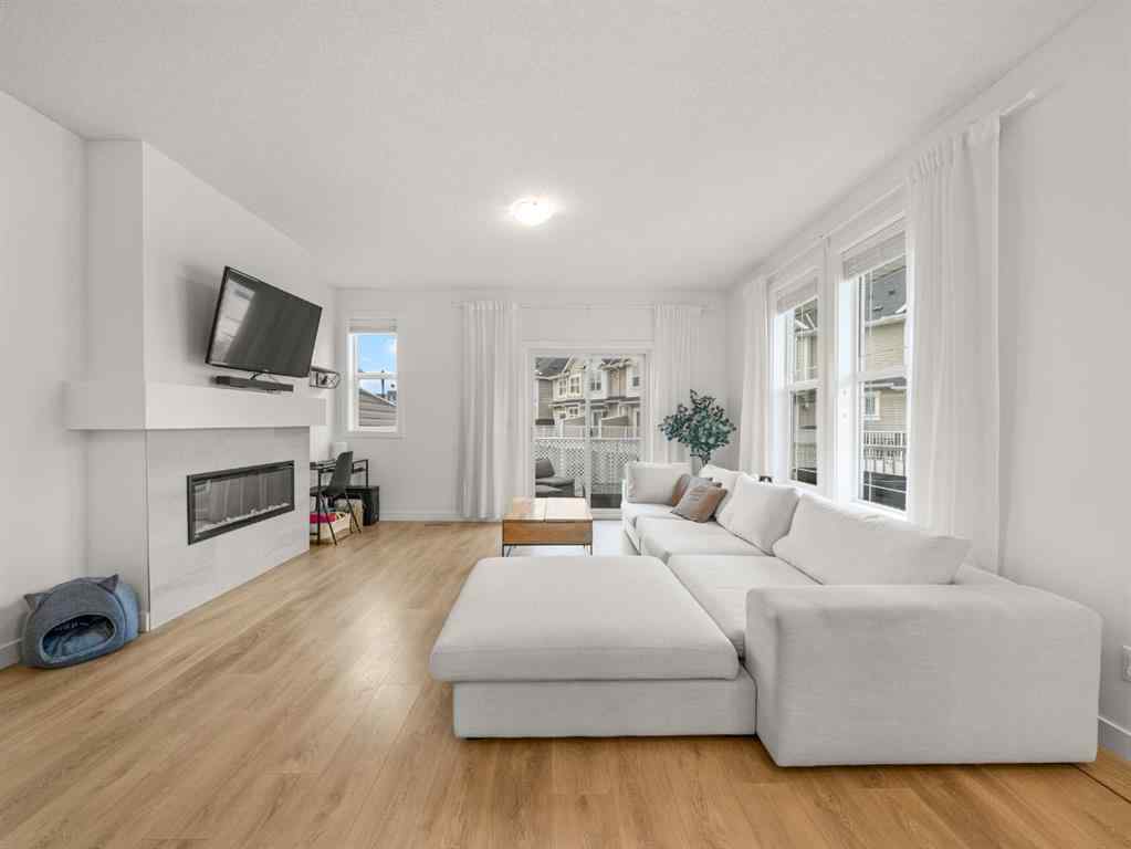 MLS® A2264886 - 304 Copperstone Manor SE in Copperfield Calgary, Residential