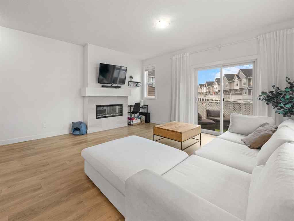 MLS® A2264886 - 304 Copperstone Manor SE in Copperfield Calgary, Residential