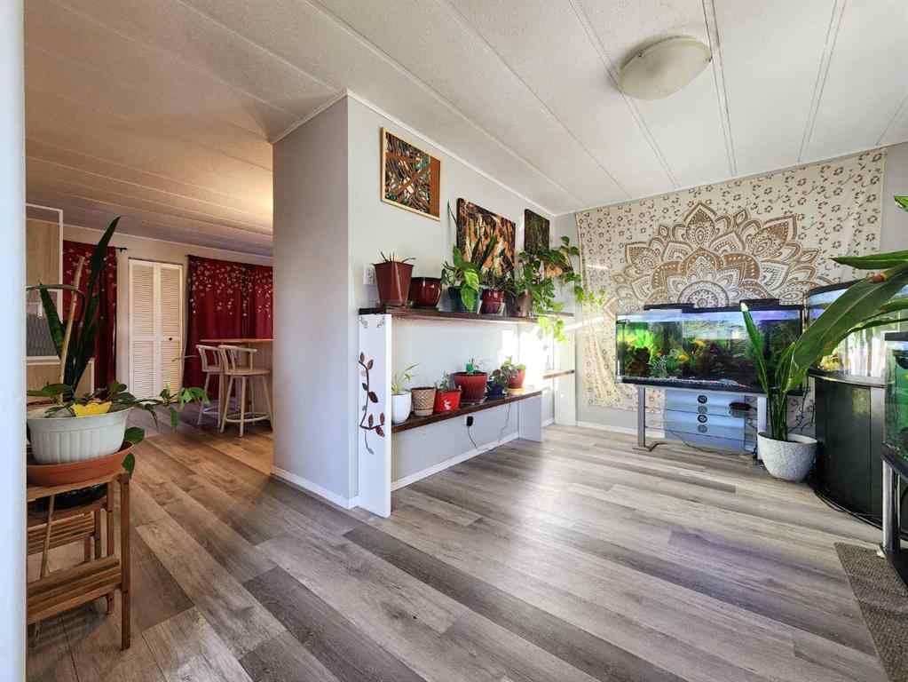 MLS® A2264887 - 34 Willow Road W in NONE Claresholm, Residential