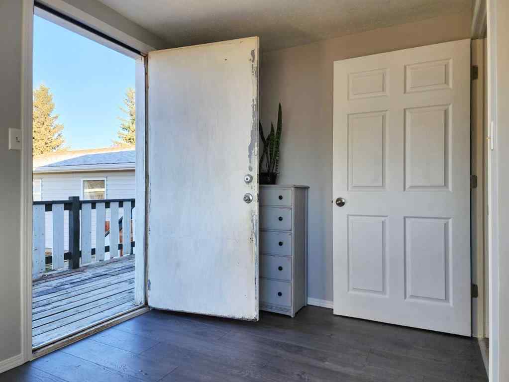 MLS® A2264887 - 34 Willow Road W in NONE Claresholm, Residential