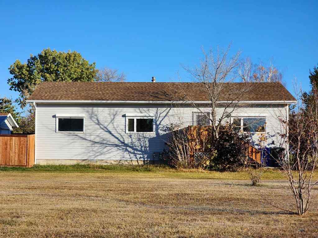 MLS® A2264887 - 34 Willow Road W in NONE Claresholm, Residential