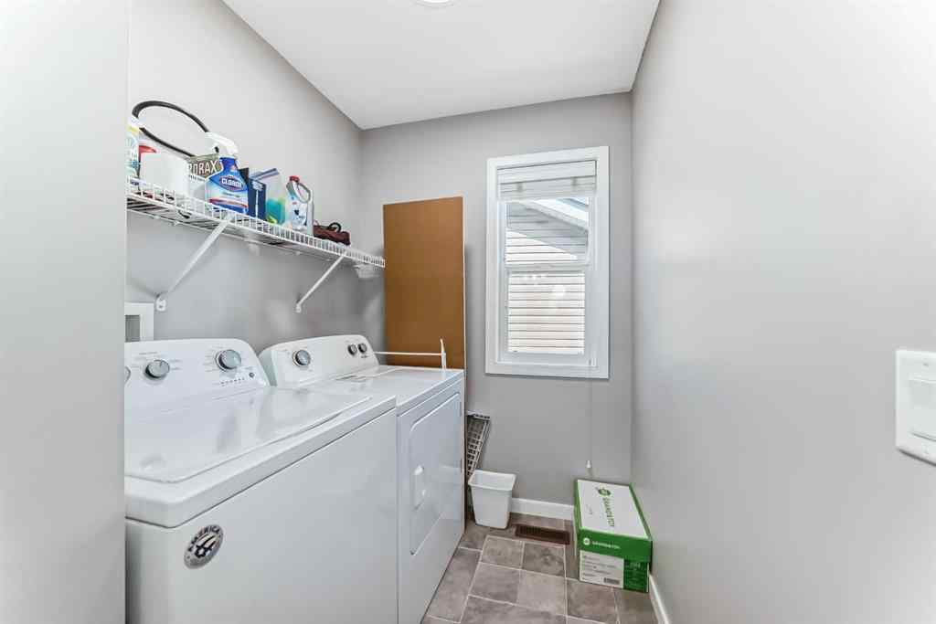 MLS® A2264889 - 392 Auburn Crest Way SE in Auburn Bay Calgary, Residential