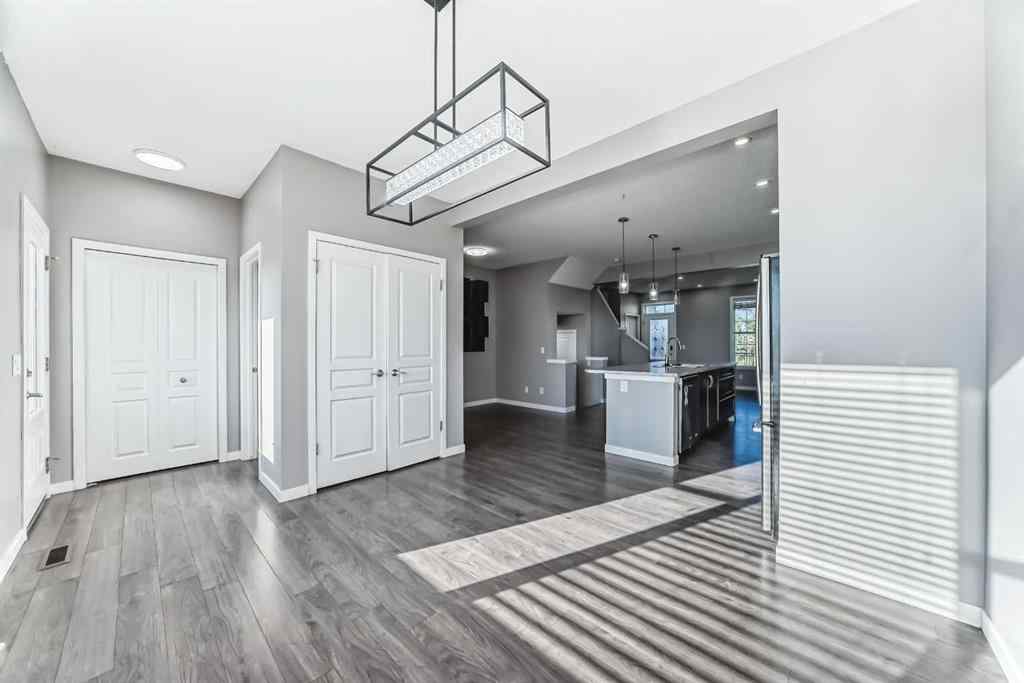 MLS® A2264889 - 392 Auburn Crest Way SE in Auburn Bay Calgary, Residential