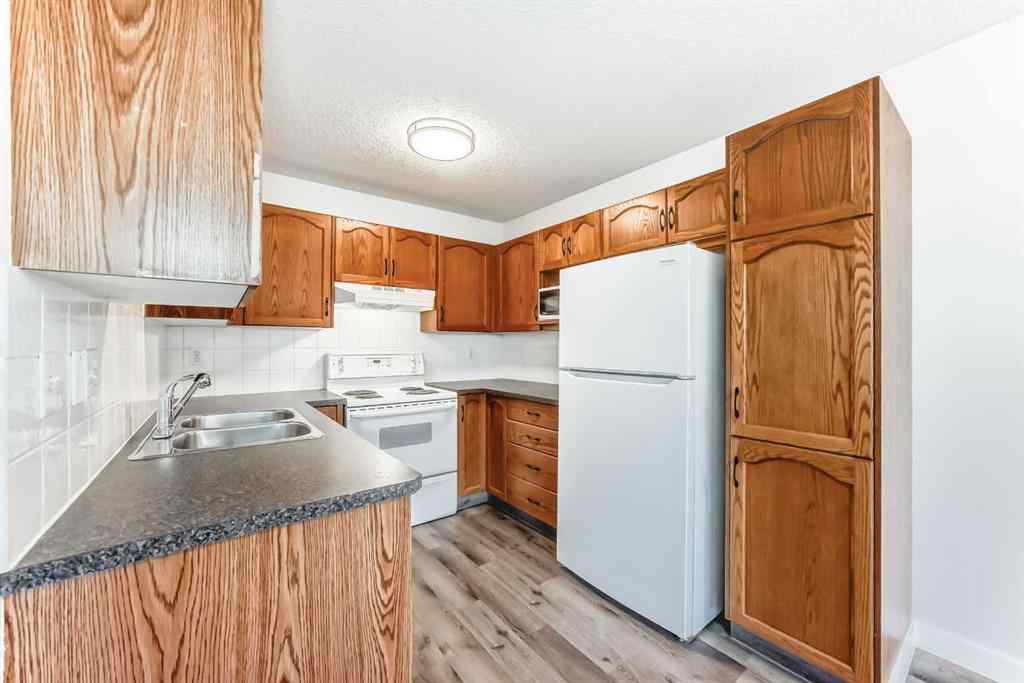 MLS® A2264893 - 184 Mt Aberdeen Manor SE in McKenzie Lake Calgary, Residential