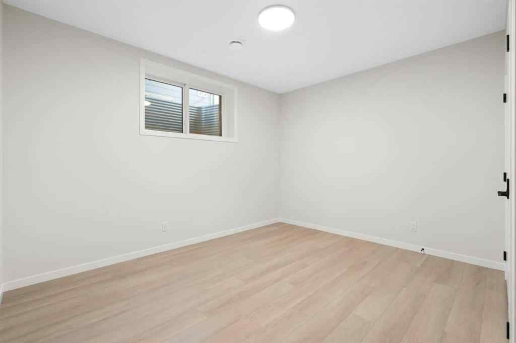 MLS® A2264896 - 147 Marmot Grove NW in Glacier Ridge Calgary, Residential