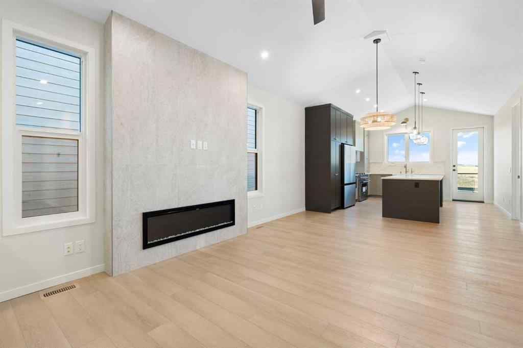 MLS® A2264896 - 147 Marmot Grove NW in Glacier Ridge Calgary, Residential