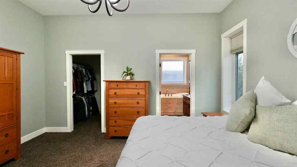 MLS® A2264898 - 8245 102 Avenue  in Saddleback Ridge Peace River, Residential