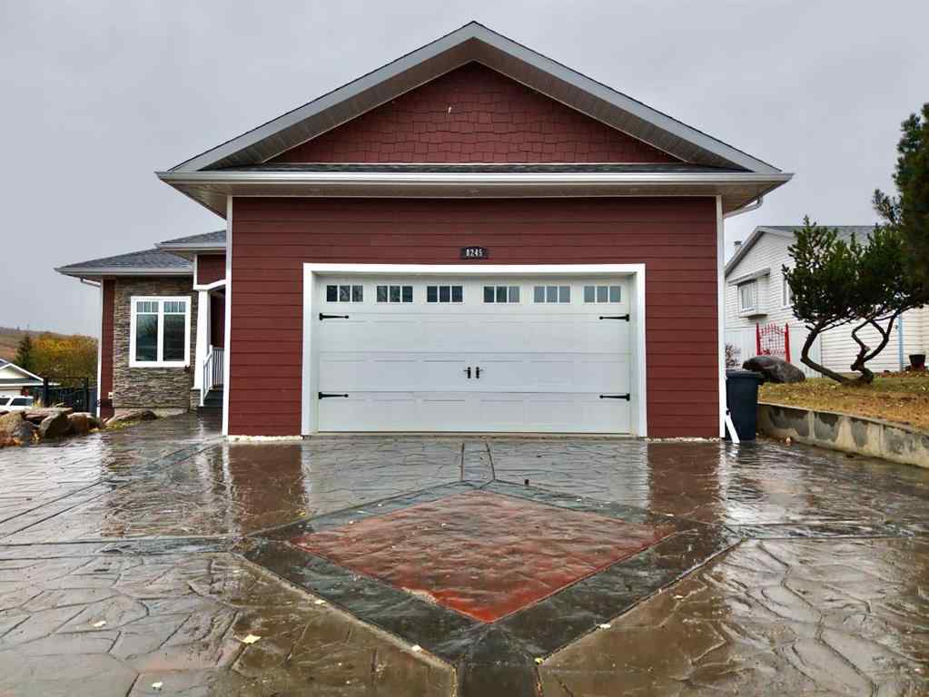 MLS® A2264898 - 8245 102 Avenue  in Saddleback Ridge Peace River, Residential