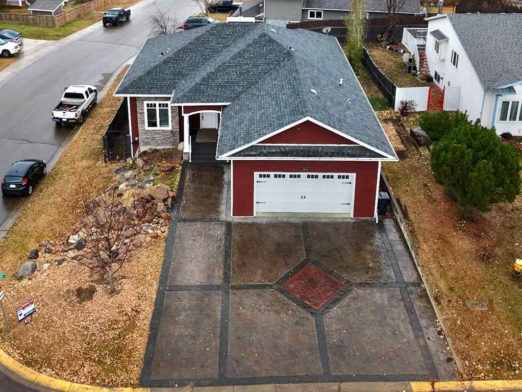 MLS® A2264898 - 8245 102 Avenue  in Saddleback Ridge Peace River, Residential