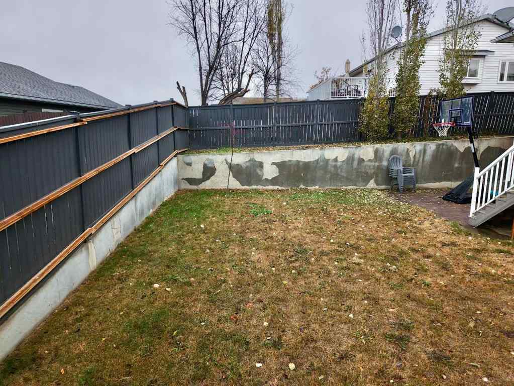 MLS® A2264898 - 8245 102 Avenue  in Saddleback Ridge Peace River, Residential