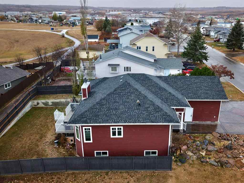 MLS® A2264898 - 8245 102 Avenue  in Saddleback Ridge Peace River, Residential