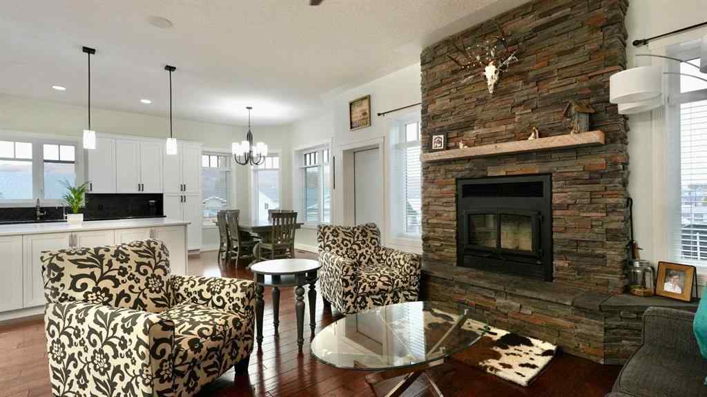 MLS® A2264898 - 8245 102 Avenue  in Saddleback Ridge Peace River, Residential