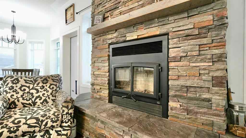 MLS® A2264898 - 8245 102 Avenue  in Saddleback Ridge Peace River, Residential