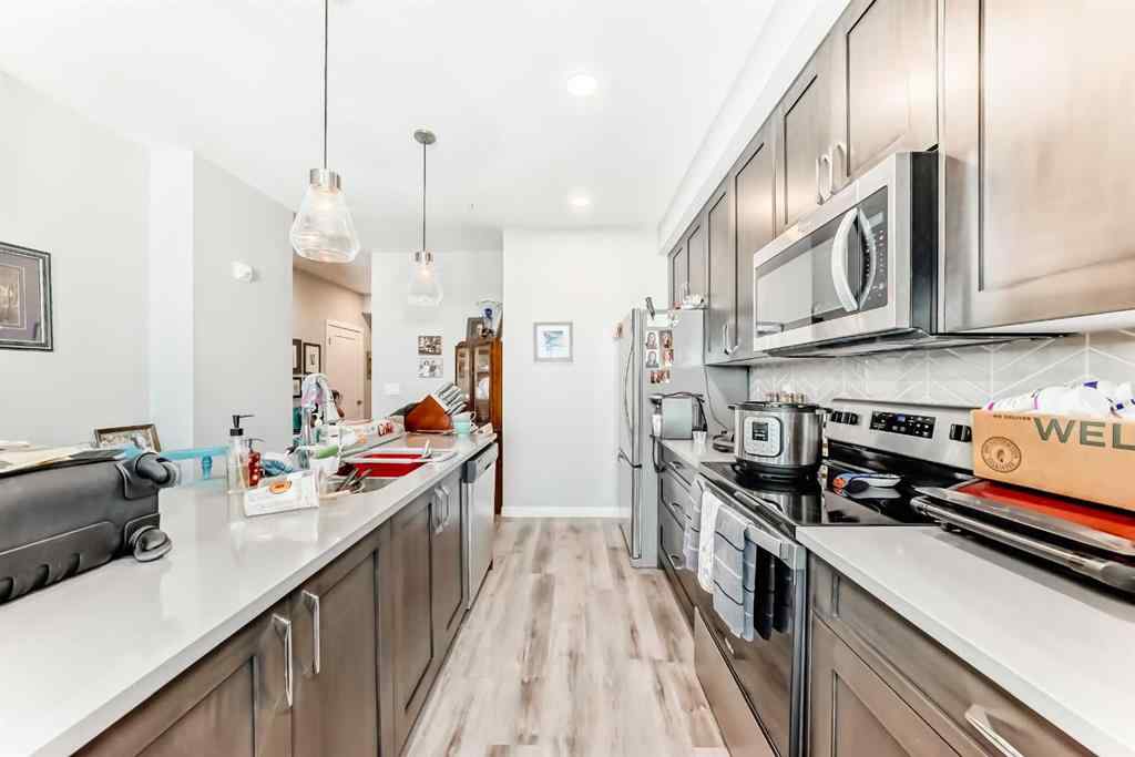 MLS® A2264900 - Unit #403 200 Shawnee Square SW in Shawnee Slopes Calgary, Residential