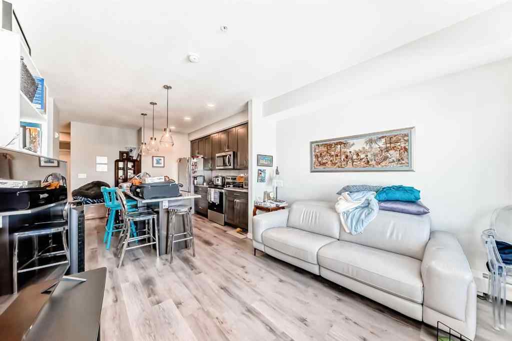 MLS® A2264900 - Unit #403 200 Shawnee Square SW in Shawnee Slopes Calgary, Residential