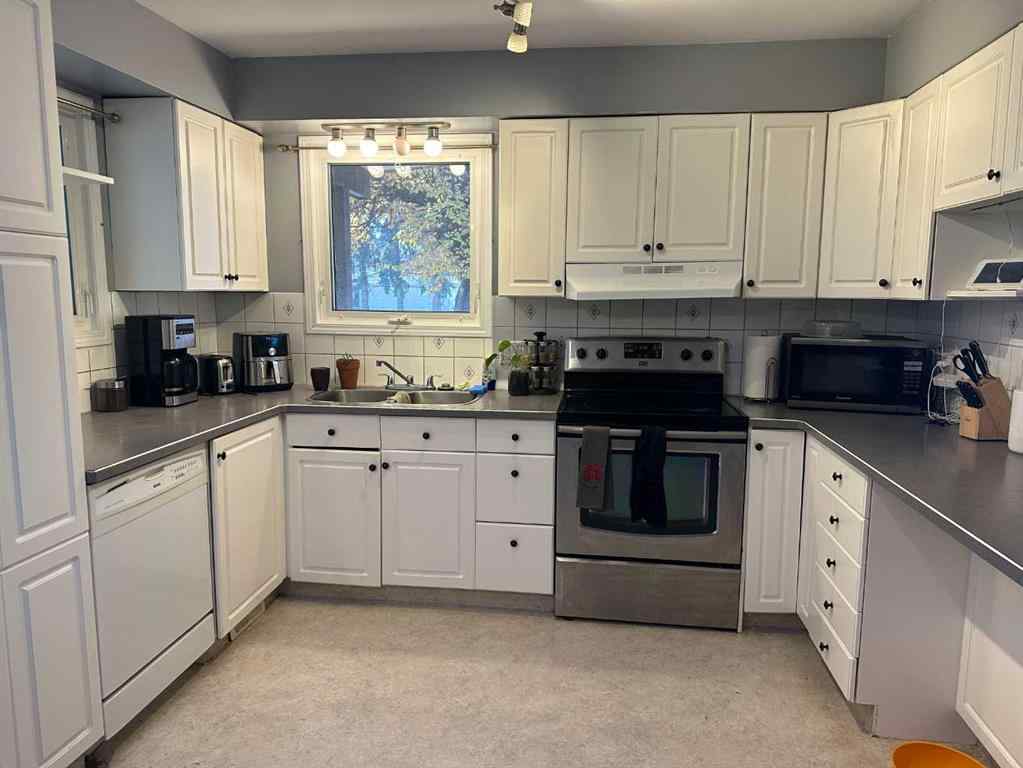 MLS® A2264902 - 5333 44 Avenue  in NONE Taber, Residential