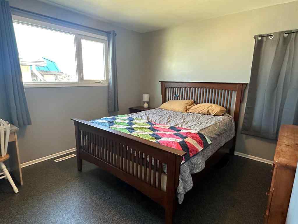 MLS® A2264902 - 5333 44 Avenue  in NONE Taber, Residential