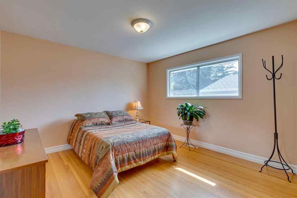 MLS® A2264905 - 71 Sackville Drive SW in Southwood Calgary, Residential