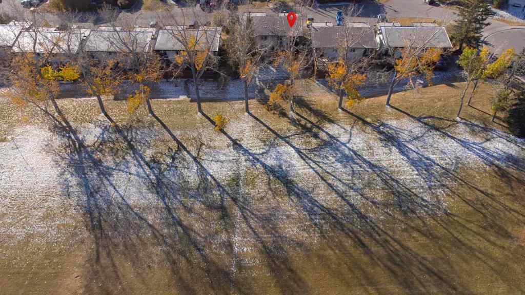 MLS® A2264908 - Unit #27 333 Braxton Place SW in Braeside Calgary, Residential