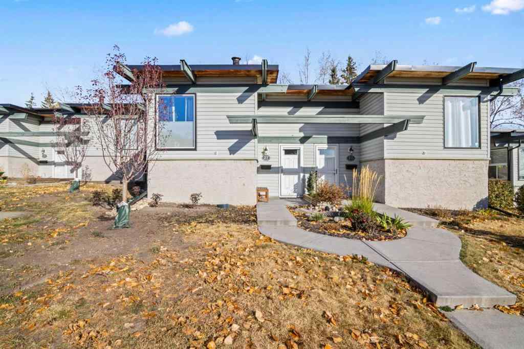 MLS® A2264908 - Unit #27 333 Braxton Place SW in Braeside Calgary, Residential
