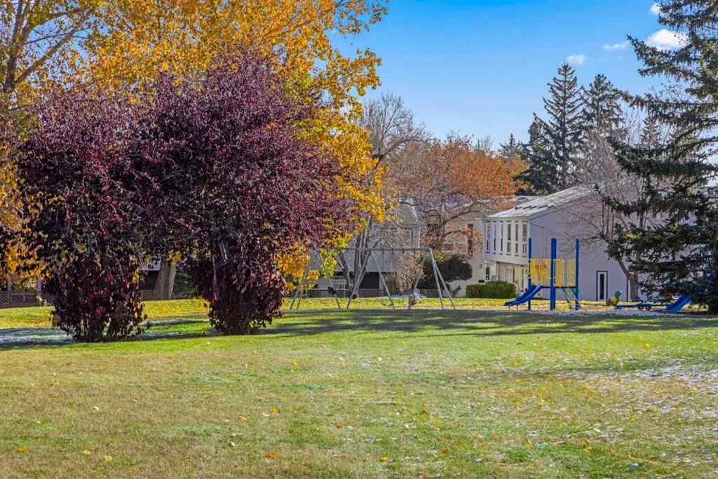 MLS® A2264908 - Unit #27 333 Braxton Place SW in Braeside Calgary, Residential